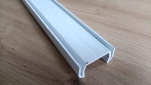 Poteau Droit Appli PVC Blanc 22x50 mm/ml