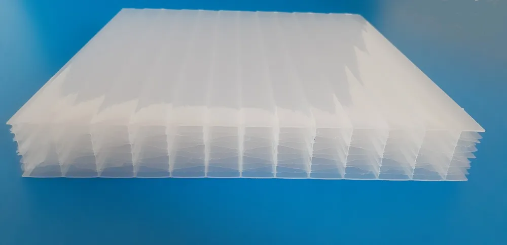 Image du produit PC ALVEOLAIRE OPALE 32 MM 11P de Polydis Plastiques - 1