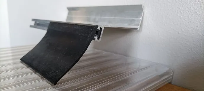 Image du produit KIT BAVETTE SUP BRUT 4ML de Polydis Plastiques - 1