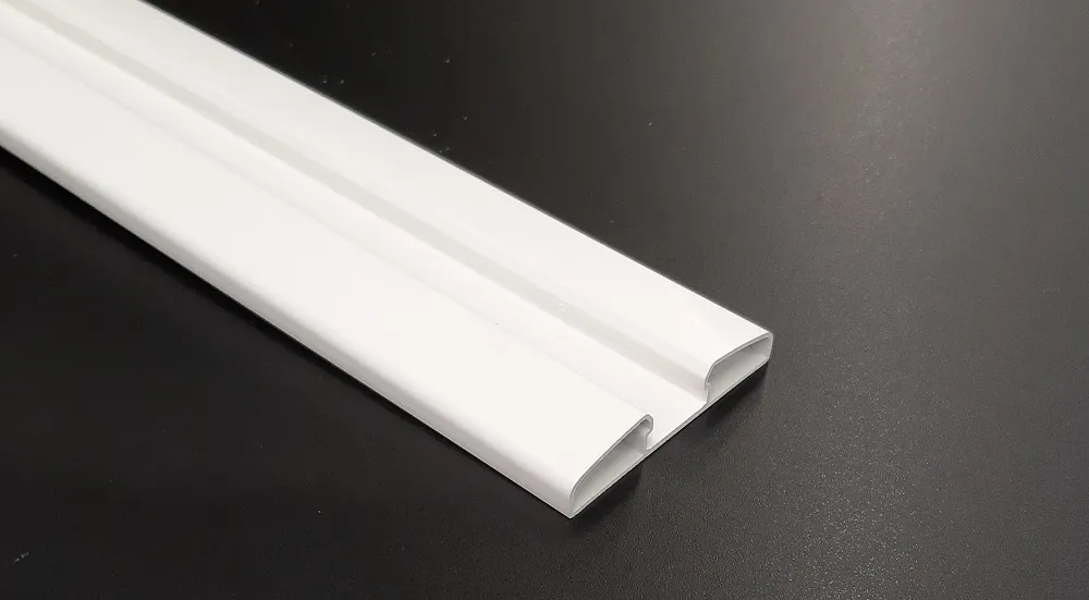 Image du produit BARRE ECHARPE PVC BLANC /ml de Polydis Plastiques - 1