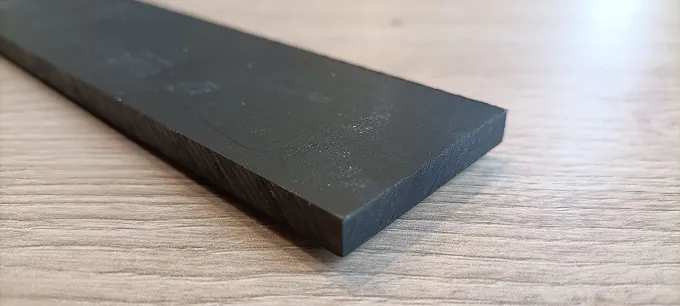 Image du produit BARRE RECTANGLE PEHD 300 de Polydis Plastiques - 1