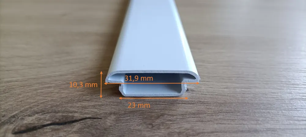 Image du produit CLIP ARRONDI TRAVERSE 85X32 MM /ml de Polydis Plastiques - 1