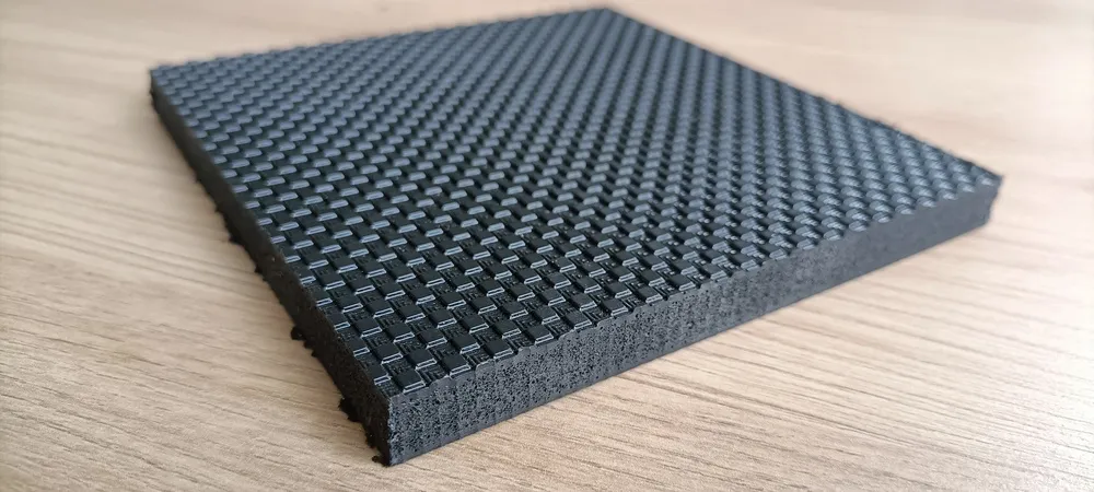 Image du produit PP FOAMLITE ANTI DERAPANT de Polydis Plastiques - 1