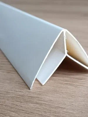 Image du produitCORNIERE L 90° INTERIEUR 10 MM 3ml de Polydis Plastiques - 2