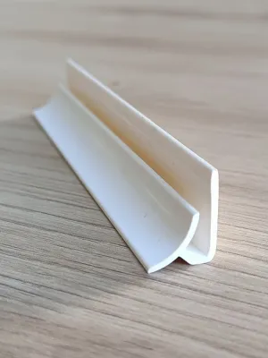 Image du produitCORNIERE L 90° INTERIEUR 2/3 MM 3ml de Polydis Plastiques - 2