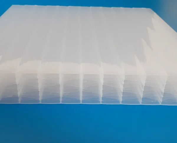 Image du produit PC ALVEOLAIRE OPALE 32 MM 11P de Polydis Plastiques