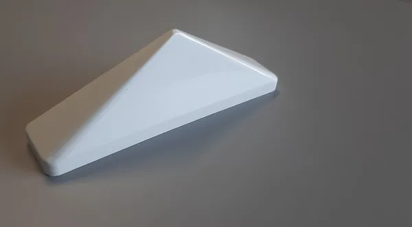 Image du produit CHAPEAU POINTU BLANC LISSE 130 MM de Polydis Plastiques