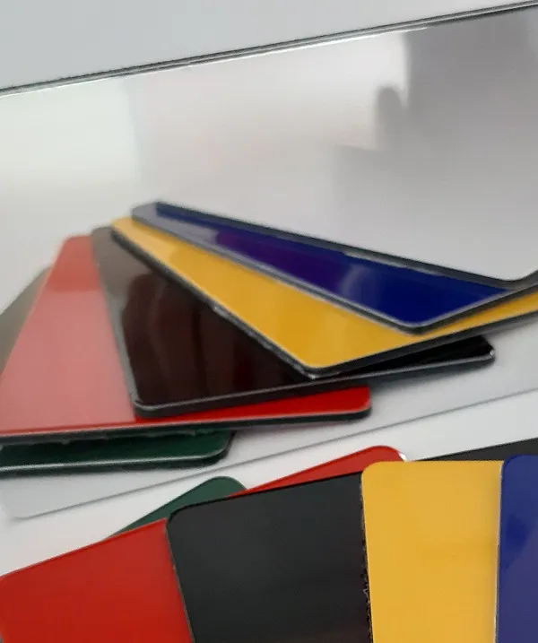 Image du produit PANNEAU SANDWICH DIBOND MIROIR de Polydis Plastiques