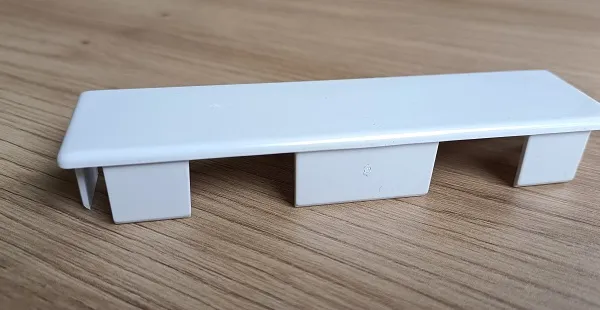 Image du produit EMBOUT PLAT BLANC LISSE 120 MM de Polydis Plastiques