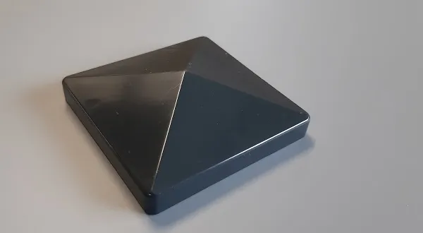 Image du produit CHAPEAU POTEAU ANTHRACITE 76 MM de Polydis Plastiques