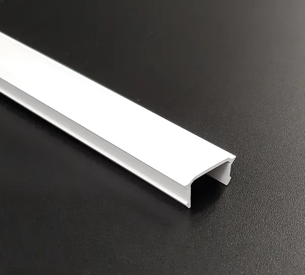 Image du produit CLIP BARRE/ECHARPE PVC BLANC /ml de Polydis Plastiques