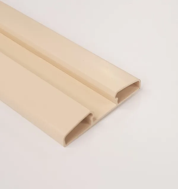 Image du produit BARRE ECHARPE PVC SABLE /ml de Polydis Plastiques