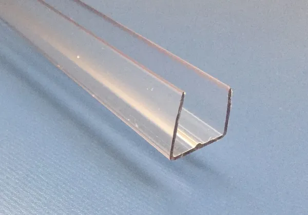 Image du produit PROFIL PC U 32 mm 2,1 ml de Polydis Plastiques