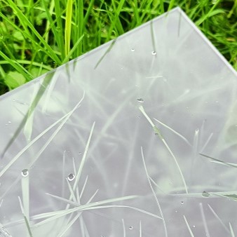 POLYCARBONATE COMPACT